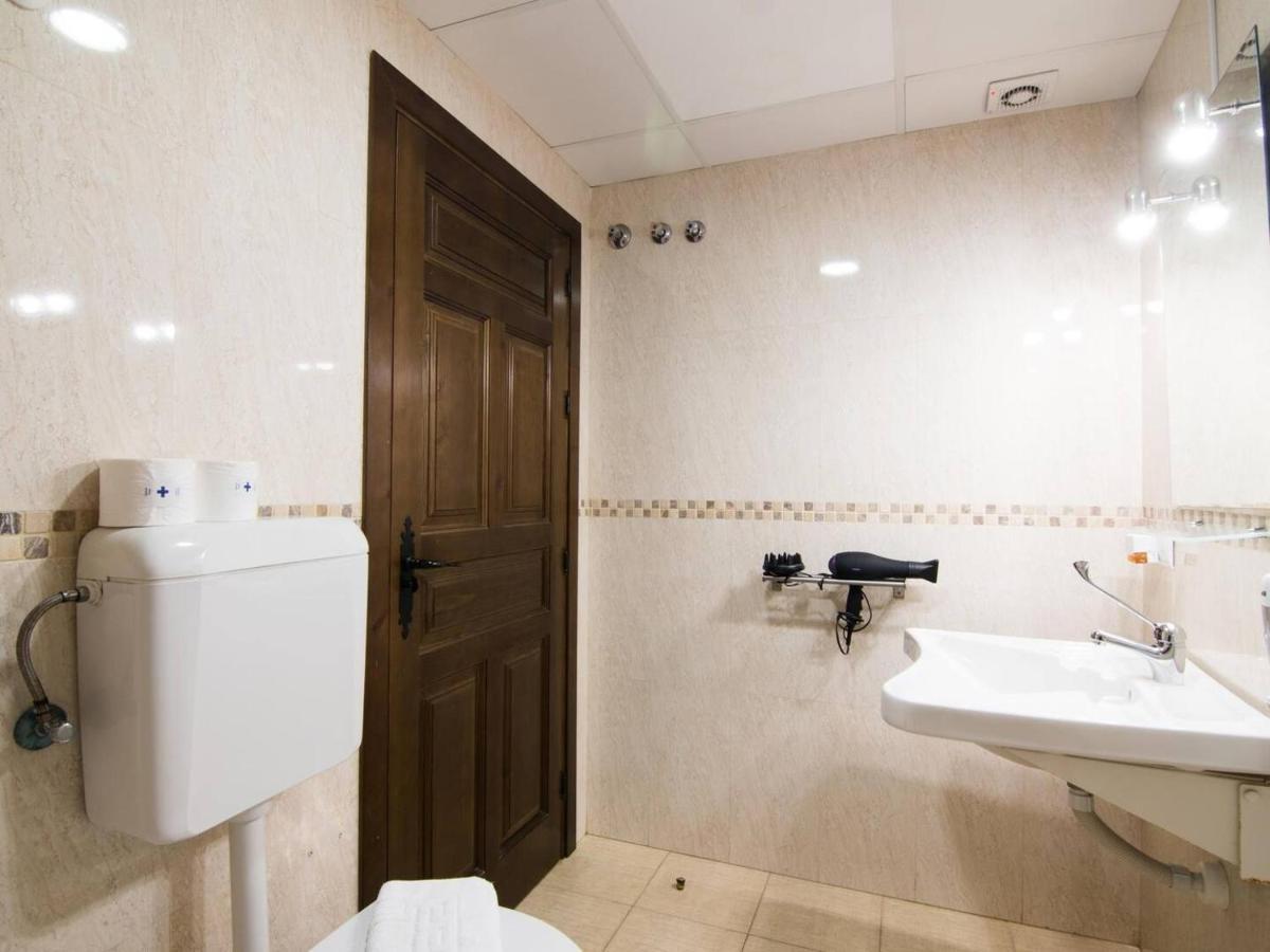 Tuguest Plaza De Gracia Apartment Granada Exterior foto